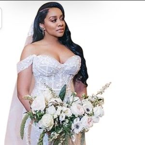 Size 10 mermaid wedding dress